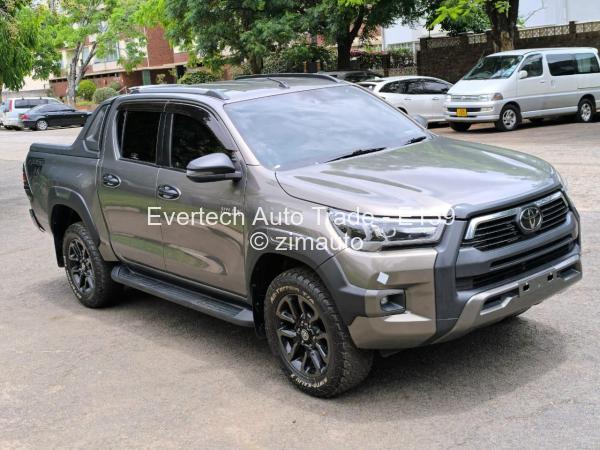 2020 Toyota  Hilux
