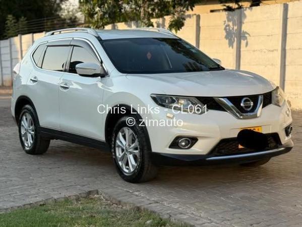 2013 Nissan  X-Trail