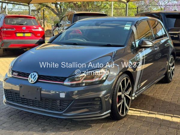 2017 Volkswagen  Golf