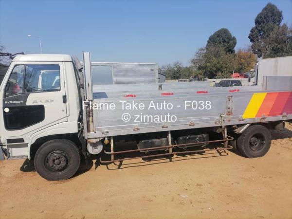 2003 Hino Ranger