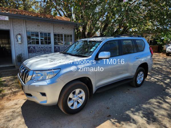 2020 - Toyota  Land Cruiser Prado