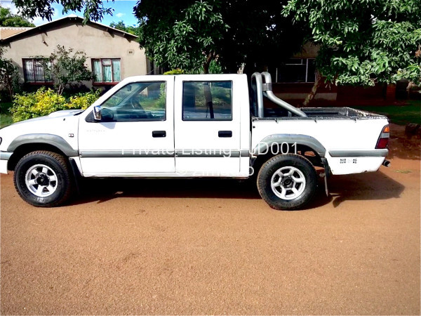 2003 Isuzu  Kb