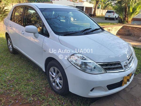 2014 Nissan  Latio