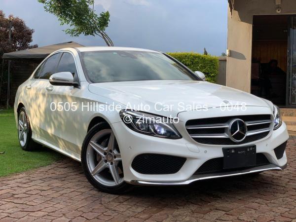 2015 - Mercedes Benz C200