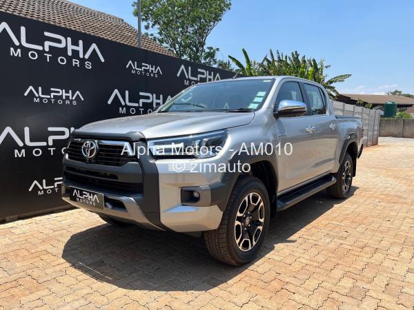 2022 - Toyota  Hilux