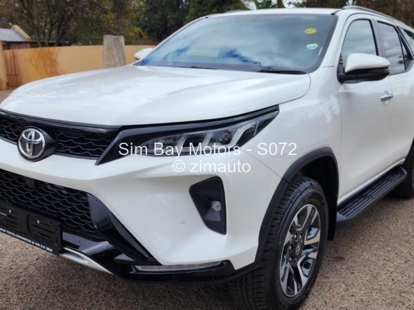 2023 - Toyota  Fortuner