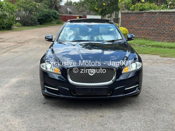 2020 Jaguar XJ