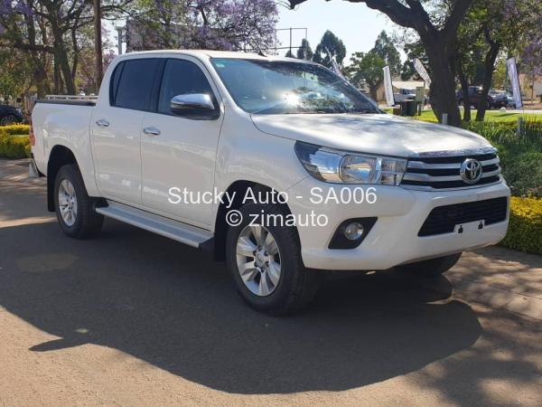 2018 - Toyota  Hilux